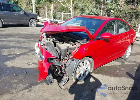 2013 Hyundai Accent Gls z USA, uszkodzony, nr VIN KMHCU4AEXDU341712